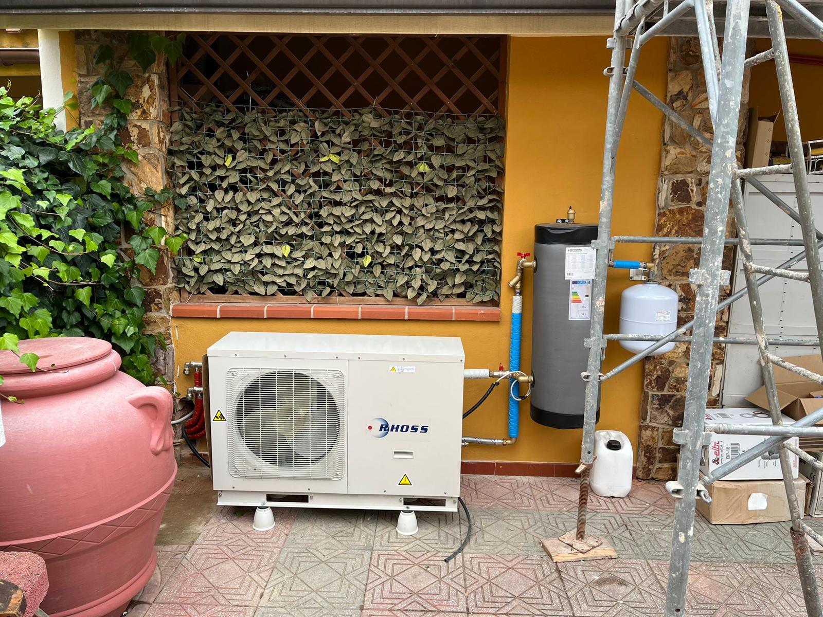 Chiller con inerziale separato
